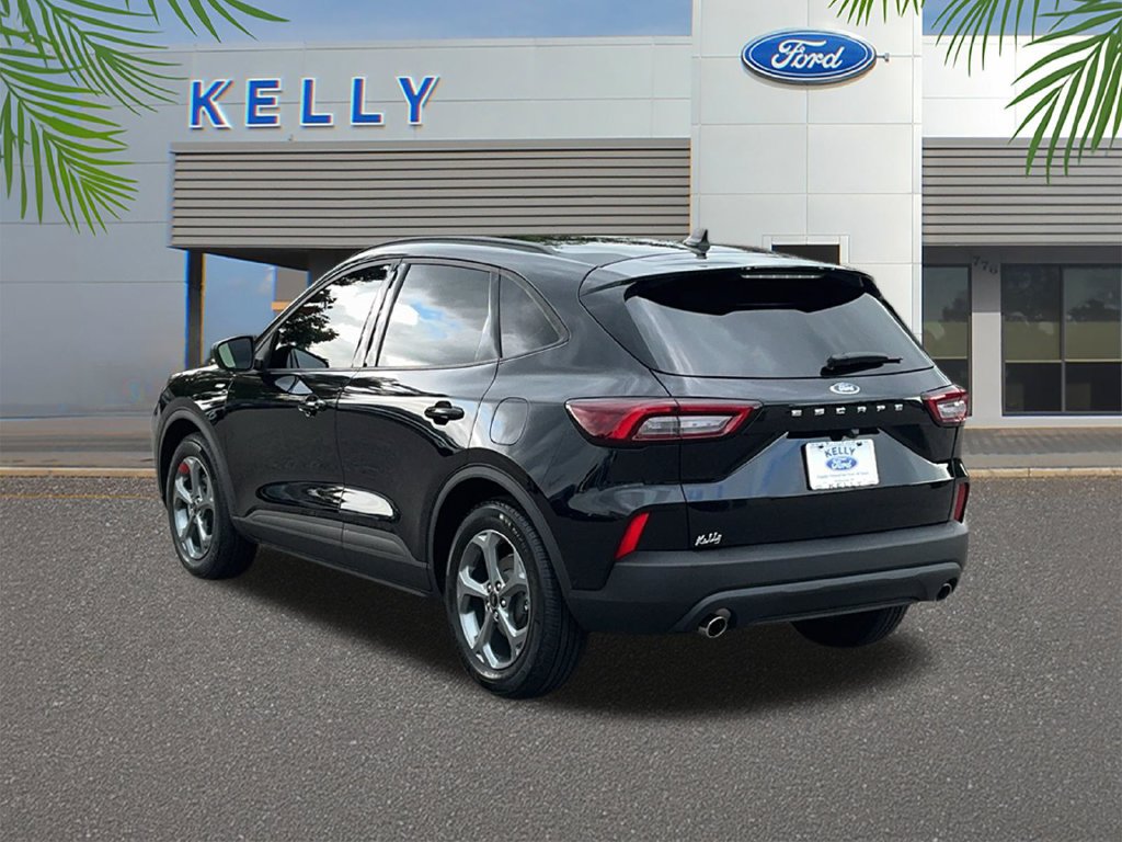 Certified 2025 Ford Escape ST-Line FWD image 3