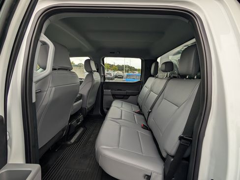 New 2025 Ford F450 XL image 17