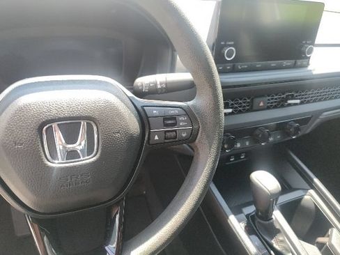 Used 2025 Honda Accord SE image 26