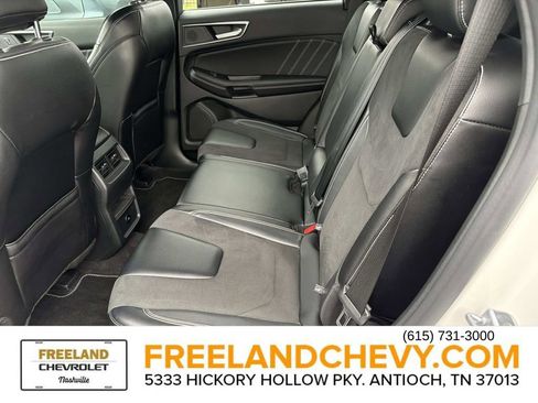Used 2022 Ford Edge ST image 16