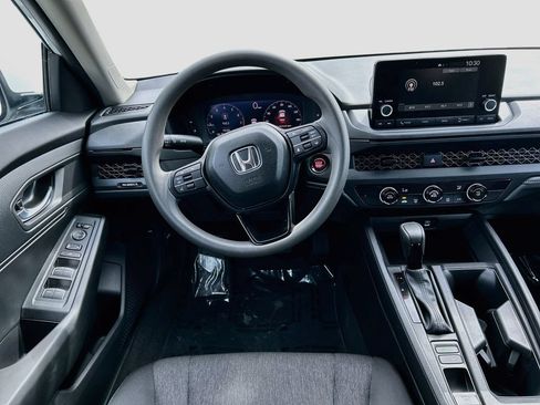 Used 2025 Honda Accord LX image 19