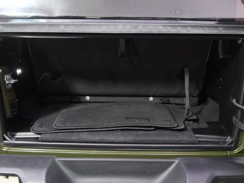 Used 2021 Jeep Wrangler Sport AWD/4WD image 18