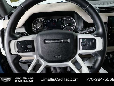 Used 2023 Land Rover Defender 110 SE AWD/4WD image 9