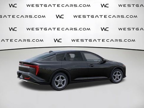 New 2025 Kia K4 LXS image 8