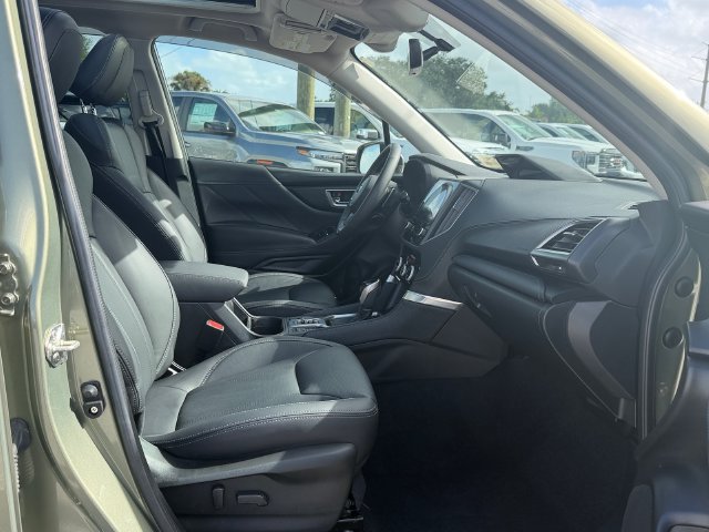 Used 2021 Subaru Forester Touring AWD/4WD image 18