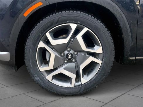 Used 2024 Hyundai Palisade Limited FWD image 17