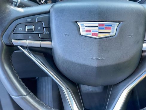 Used 2023 Cadillac XT6 Luxury FWD image 17