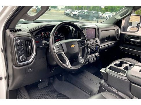 Used 2022 Chevrolet Silverado 2500 LTZ w/ Gooseneck/5TH Wheel Package AWD/4WD image 16