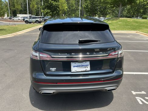 Used 2023 Lincoln Nautilus Reserve w/ Equipment Group 201A AWD/4WD image 9