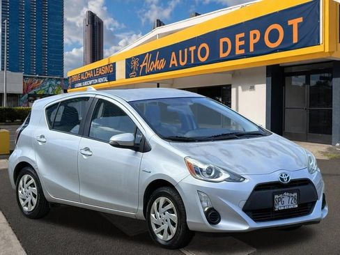Used 2015 Toyota Prius C Four FWD image 6