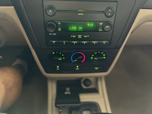 Used 2007 Ford Fusion S FWD image 34