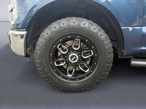 Used 2016 Ford F150 XLT AWD/4WD image 14