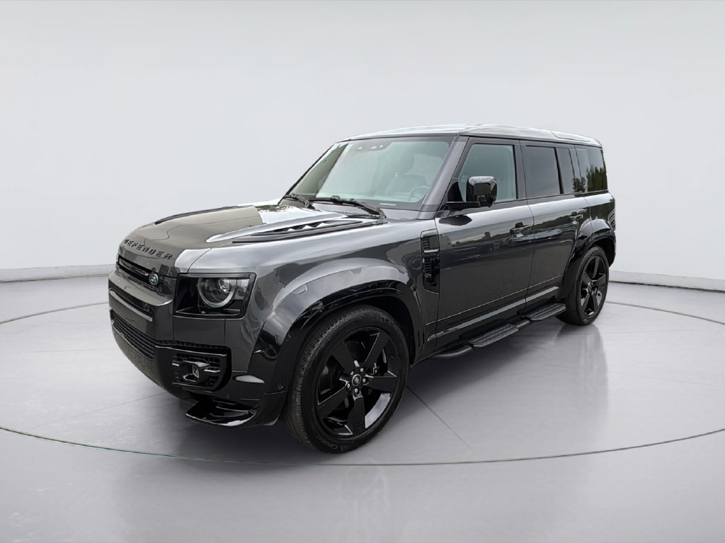 Used 2025 Land Rover Defender 110 V8 AWD/4WD image 1