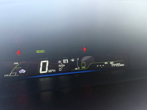 Used 2013 Toyota Prius V Two FWD image 22