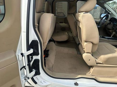 Used 2012 Nissan Titan SV w/ SV Value Truck Pkg image 14