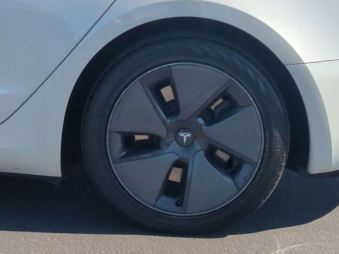 Used 2023 Tesla Model 3 Standard Range RWD image 37