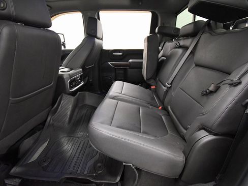 Used 2022 GMC Sierra 3500 SLT w/ SLT Premium Package image 15