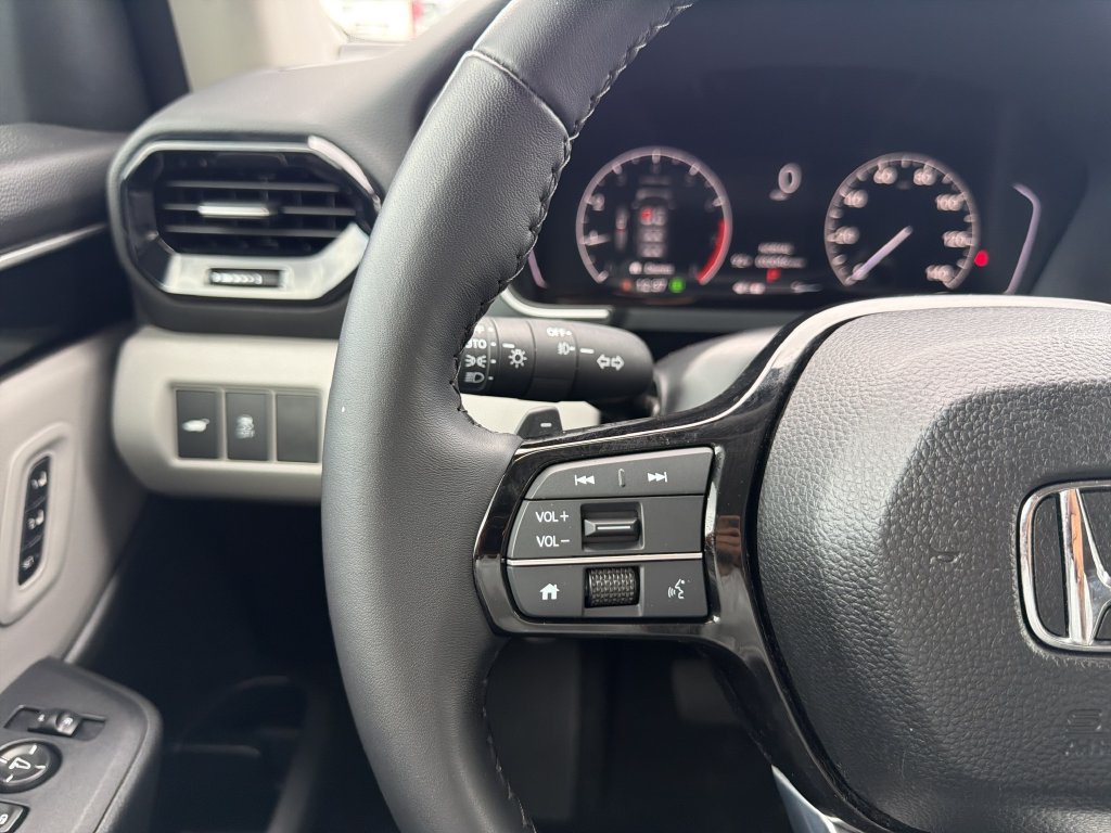Used 2023 Honda Pilot EX-L image 30