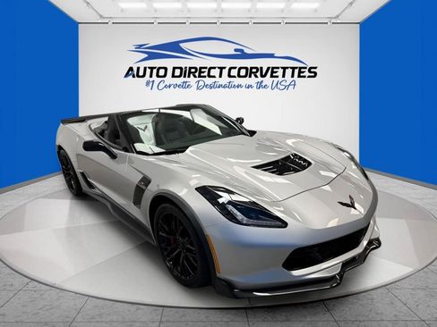 Used 2018 Chevrolet Corvette Z06 RWD image 4