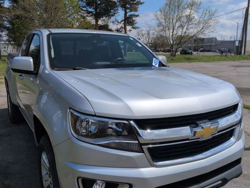 Used 2019 Chevrolet Colorado LT w/ LT Convenience Package AWD/4WD image 5