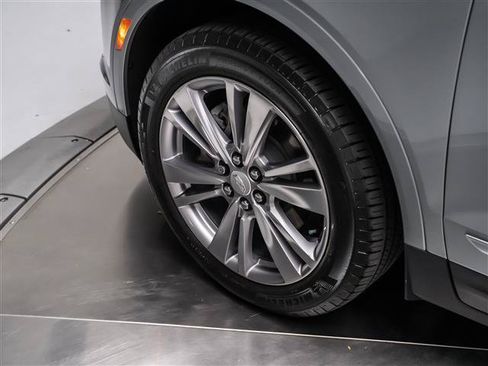 Used 2023 Cadillac XT5 Premium Luxury FWD image 12
