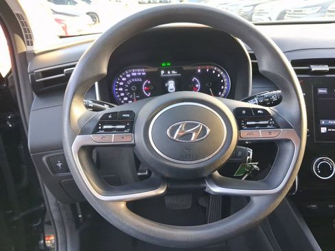 Used 2024 Hyundai Tucson SE image 17