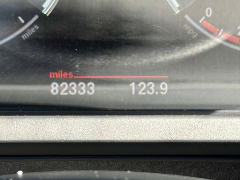 Used 2010 BMW 750Li xDrive AWD/4WD image 25