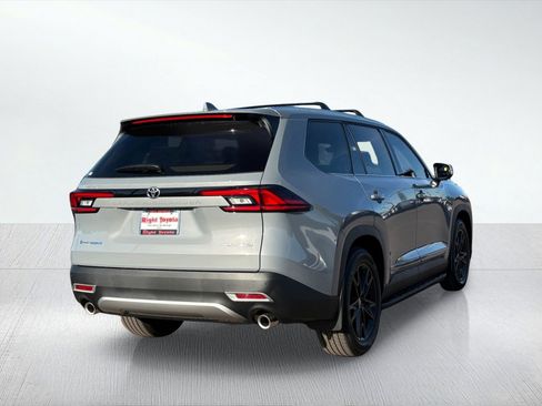 New 2026 Toyota Grand Highlander MAX Limited image 9