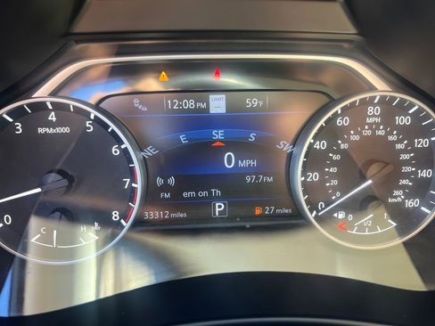 Used 2023 Nissan Murano Platinum w/ Cargo Package image 16