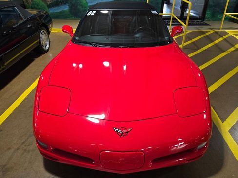Used 2002 Chevrolet Corvette Convertible w/ Preferred Equipment Group2 image 4