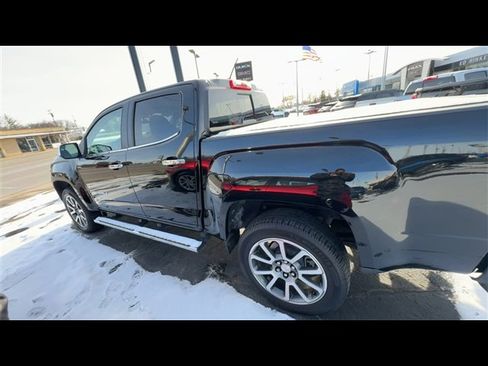 Certified 2022 GMC Canyon Denali image 7