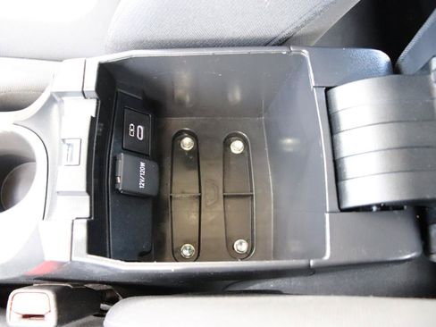 Used 2024 Toyota Corolla LE FWD image 37