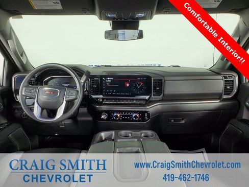 Used 2024 GMC Sierra 1500 Elevation image 3