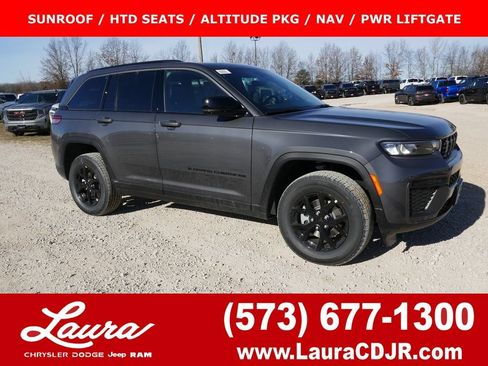 New 2026 Jeep Grand Cherokee Altitude AWD/4WD image 1