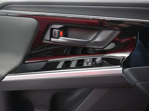 Certified 2023 Subaru Solterra AWD image 14