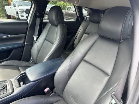 Used 2021 MAZDA CX-30 FWD 2.5 S w/ Select Package image 4