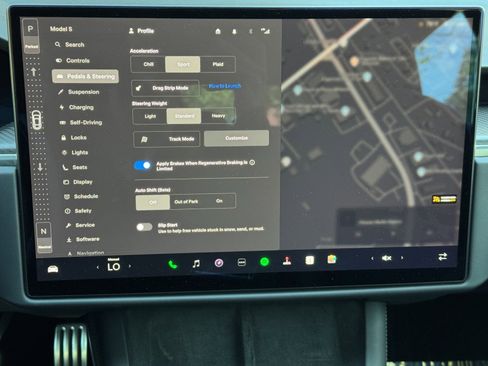 Used 2021 Tesla Model S Plaid image 24