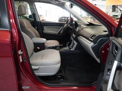 Used 2016 Subaru Forester 2.5i Limited AWD/4WD image 11
