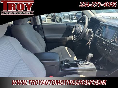 Used 2022 Toyota Tacoma 4x4 Double Cab image 34