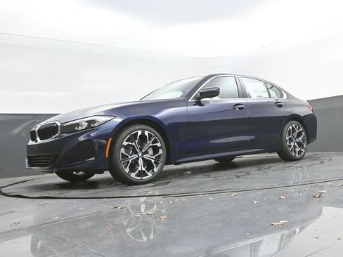 New 2026 BMW 330i Sedan w/ Convenience Package image 42