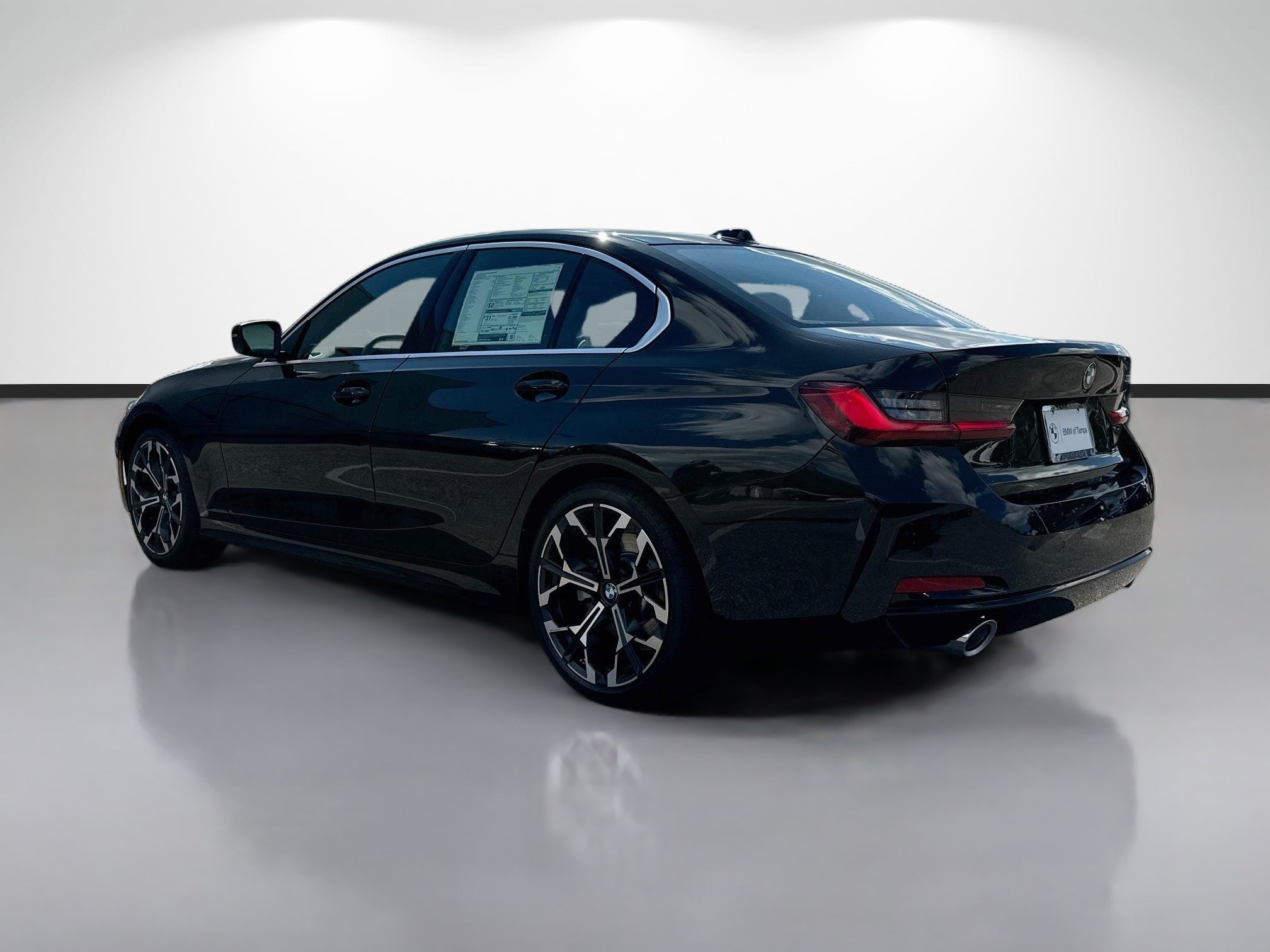 Used 2026 BMW 330i Sedan w/ Convenience Package RWD image 5