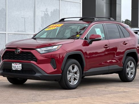 Certified 2022 Toyota RAV4 XLE image 10