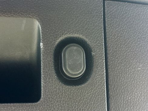 Used 2019 Chevrolet Tahoe LT image 31