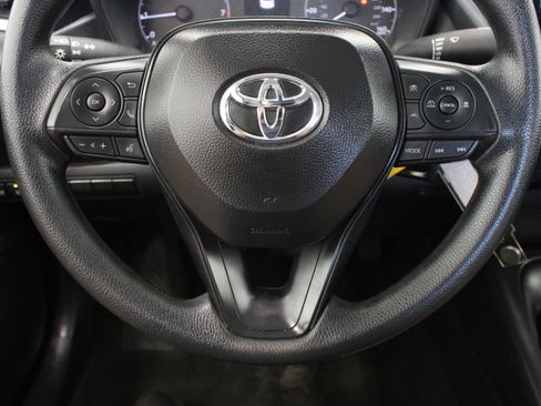 Used 2025 Toyota Corolla LE FWD image 20