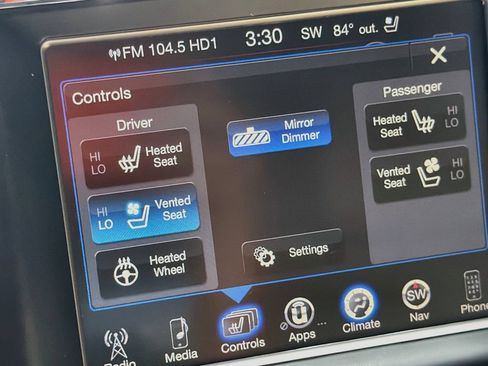 Used 2016 Jeep Grand Cherokee Overland AWD/4WD image 23