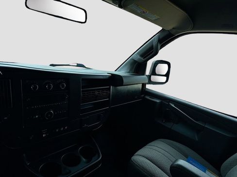 Used 2020 Chevrolet Express 2500 Work Van w/ Driver Convenience Package image 23