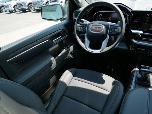 New 2026 GMC Sierra 1500 SLT w/ SLT Premium Plus Package AWD/4WD image 11