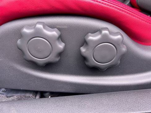 Used 2024 Nissan Z Performance w/ Floor Mat Package image 14