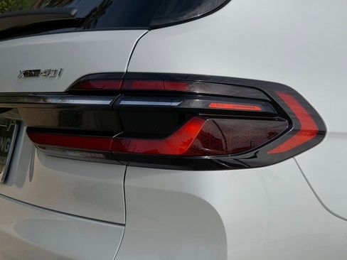 New 2026 BMW X7 xDrive40i w/ Climate Comfort Package image 6