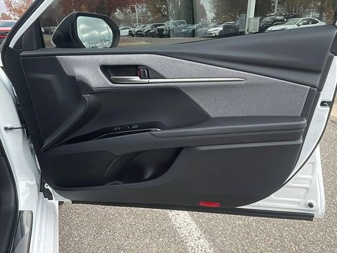 New 2026 Toyota Camry LE image 13